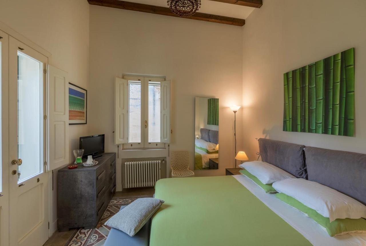 Piazza Duomo B&B 莱切 外观 照片