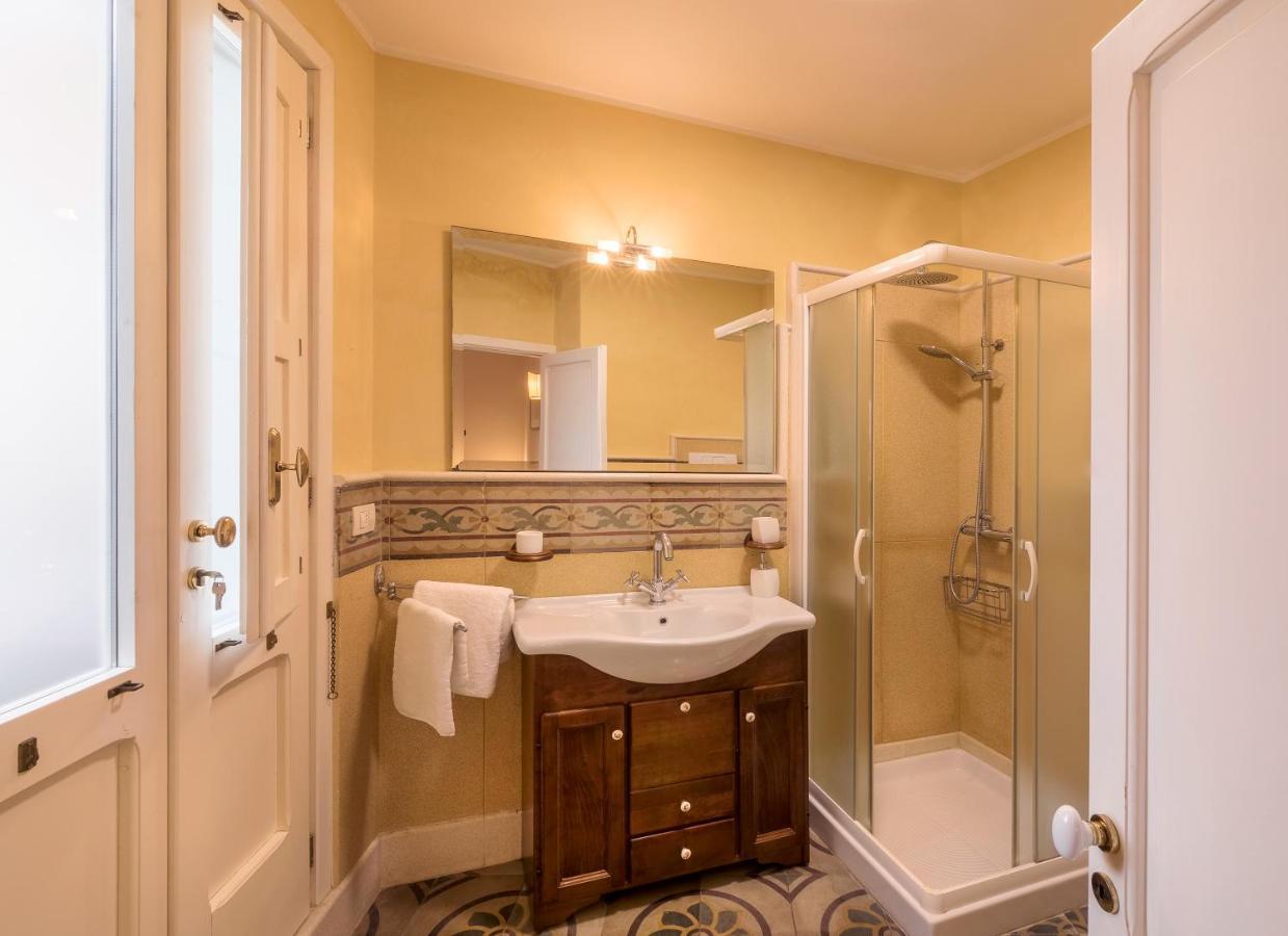 Piazza Duomo B&B 莱切 外观 照片