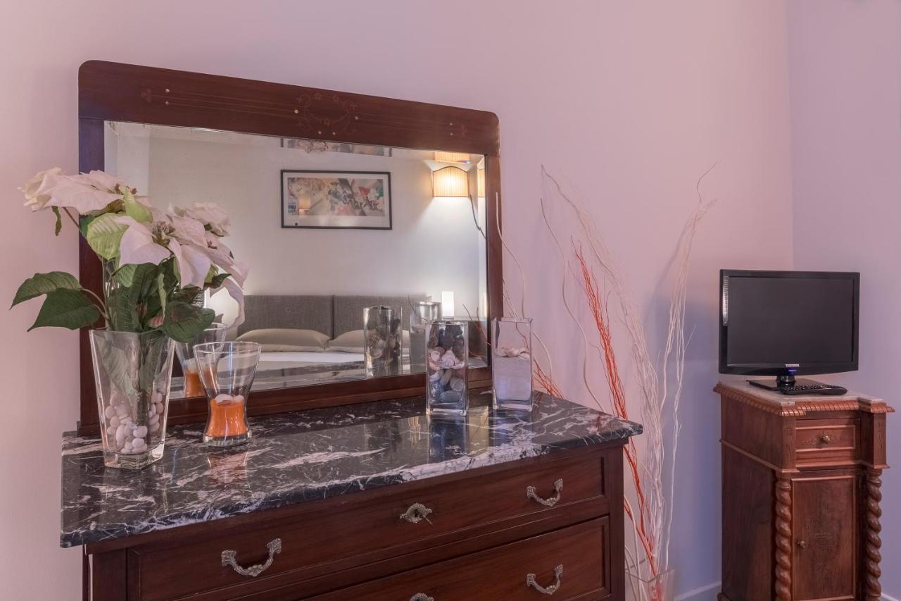 Piazza Duomo B&B 莱切 外观 照片